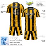 Maillot de football noir et blanc à sublimation étoiles et uniforme, carrés dorés personnalisés