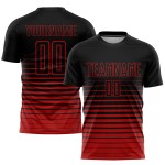 Maillot de football personnalisé à rayures fines, dégradé rouge et noir, par sublimation Maillot de football personnalisé à rayures fines, dégradé rouge et noir, par sublimation
