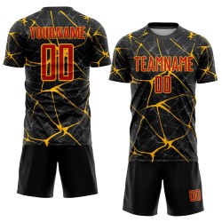 Maillot de football personnalisé par sublimation rouge et or, noir
