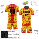 Maillot de football personnalisé noir et rouge, sublimation dorée Maillot de football personnalisé noir et rouge, sublimation dorée