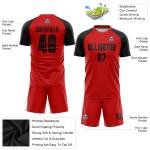 Maillot de football noir et rouge personnalisé par sublimation Maillot de football noir et rouge personnalisé par sublimation