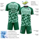 Maillot de football Pea vert-blanc personnalisé Kelly Uniform Animal Sublimation Green Print