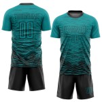 Maillot de football personnalisé noir uniforme bleu sarcelle sublimé Maillot de football personnalisé noir uniforme bleu sarcelle sublimé